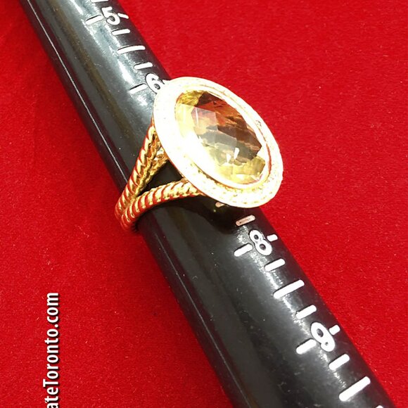 A Statement! Custom Made 18K Yellow Gold, Citrine and Diamond Cocktail Ring - Picture 8 of 14